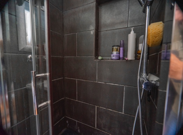 Återförsäljning - Villa - Heredades