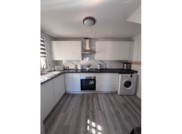 Wiederverkauf - Wohnung - Villamartin - bosque de las lomas