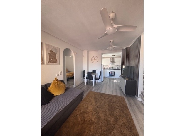 Wiederverkauf - Wohnung - Villamartin - bosque de las lomas