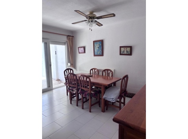 Återförsäljning - Lägenhet - Villamartin - rioja