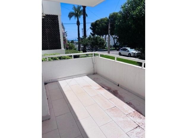 Återförsäljning - Lägenhet - Villamartin - rioja