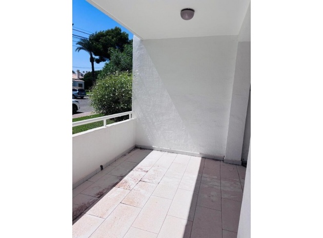 Återförsäljning - Lägenhet - Villamartin - rioja