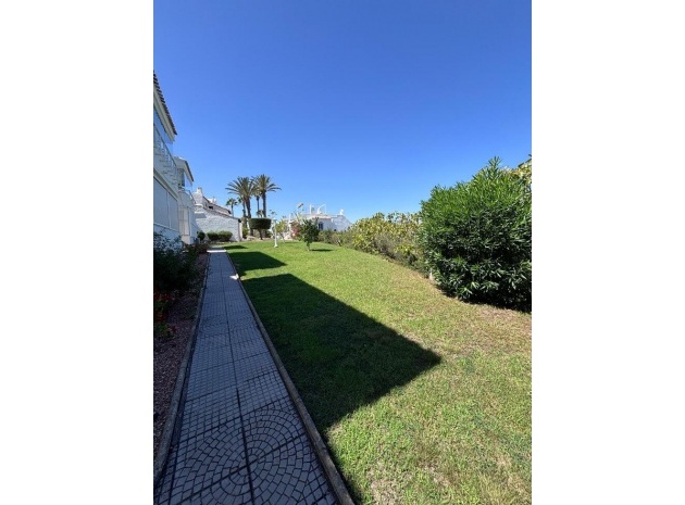 Återförsäljning - Lägenhet - Villamartin - rioja