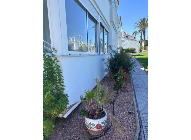 Återförsäljning - Lägenhet - Villamartin - rioja