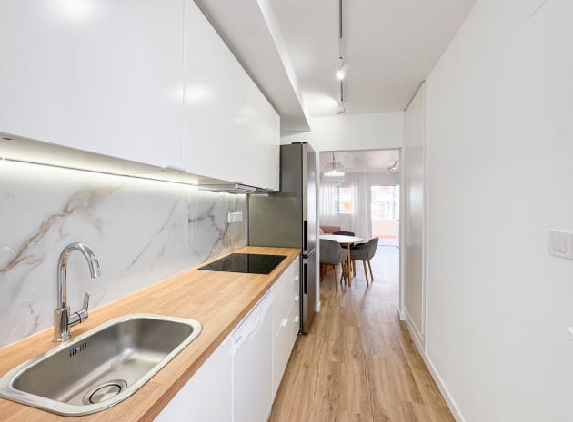 Återförsäljning - Lägenhet - Punta Prima - La Cinuelica