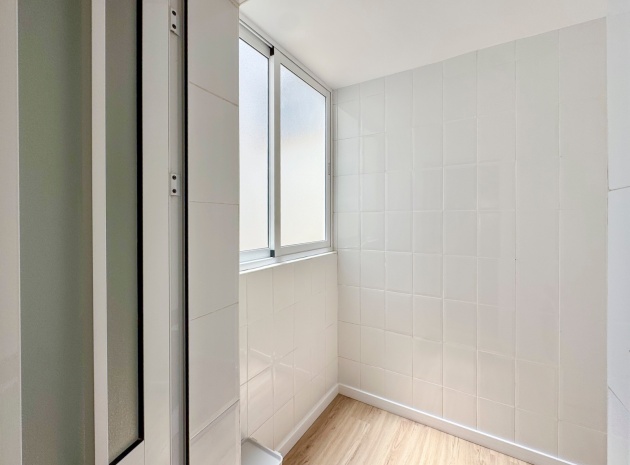 Återförsäljning - Lägenhet - Punta Prima - La Cinuelica