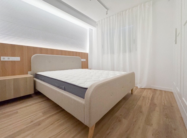 Återförsäljning - Lägenhet - Punta Prima - La Cinuelica