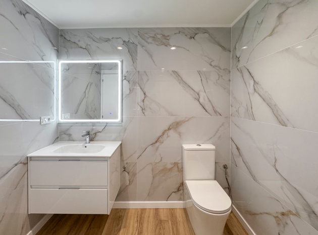 Återförsäljning - Lägenhet - Punta Prima - La Cinuelica