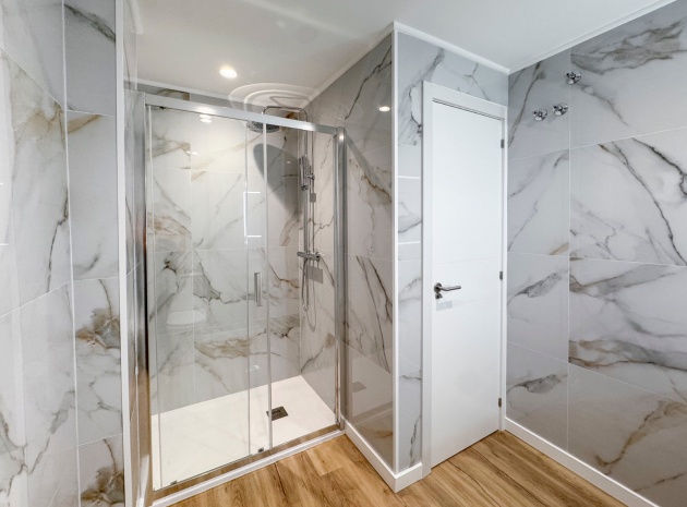 Återförsäljning - Lägenhet - Punta Prima - La Cinuelica