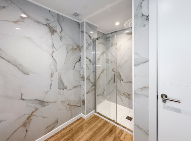 Återförsäljning - Lägenhet - Punta Prima - La Cinuelica