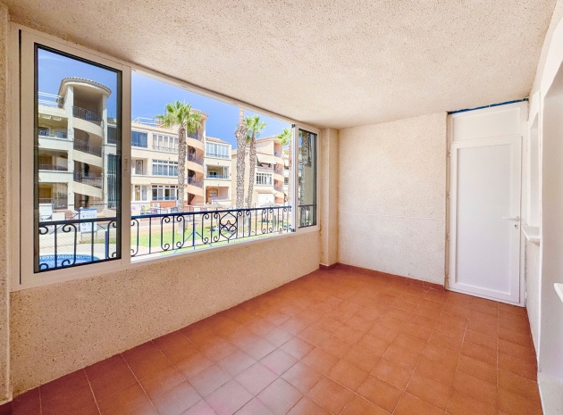 Återförsäljning - Lägenhet - Punta Prima - La Cinuelica