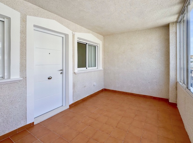 Återförsäljning - Lägenhet - Punta Prima - La Cinuelica