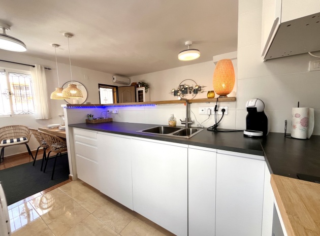 Wiederverkauf - Villa - Los Montesinos - entre naranjos