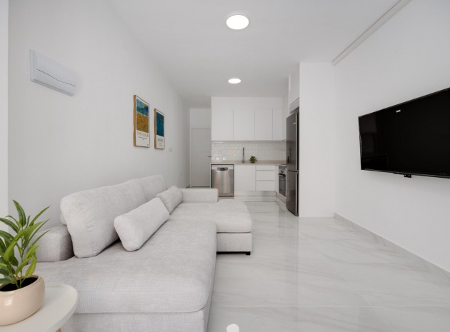 Resale - Bungalow - Playa Flamenca - las chismosas