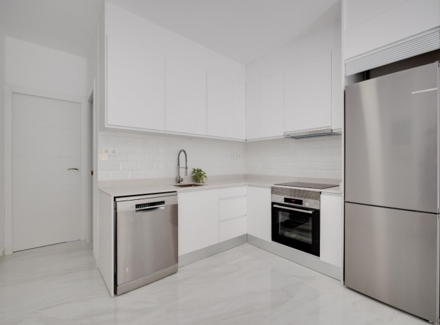 Resale - Bungalow - Playa Flamenca - las chismosas