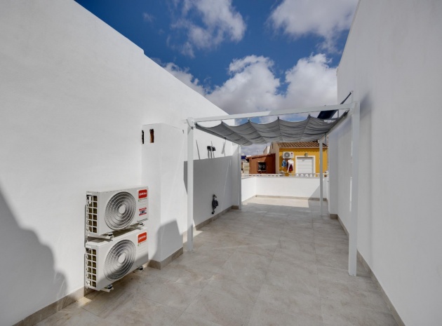 Resale - Bungalow - Playa Flamenca - las chismosas