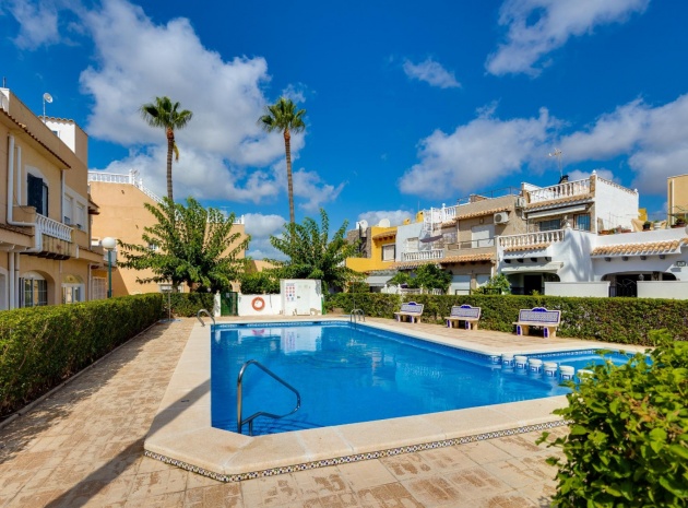 Resale - Bungalow - Playa Flamenca - las chismosas