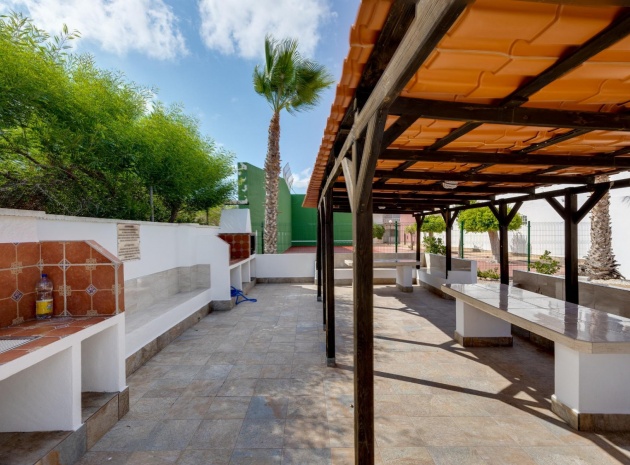Resale - Bungalow - Playa Flamenca - las chismosas