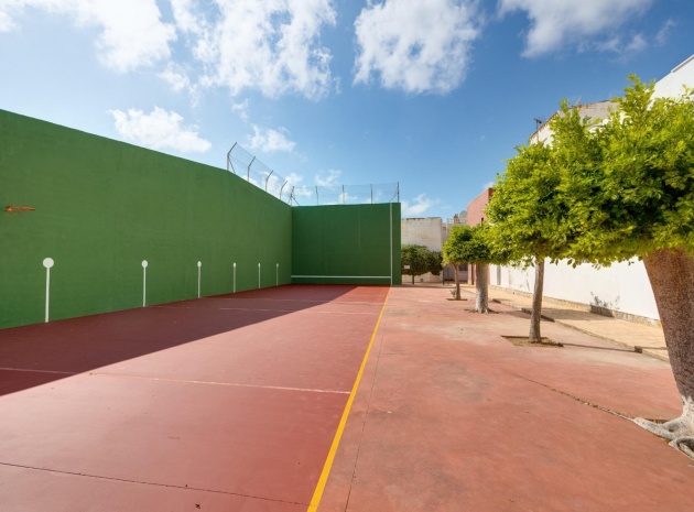 Resale - Bungalow - Playa Flamenca - las chismosas