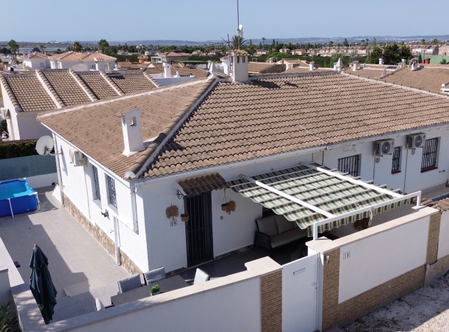 Wederverkoop - Villa - Ciudad Quesada - Pueblo Bravo