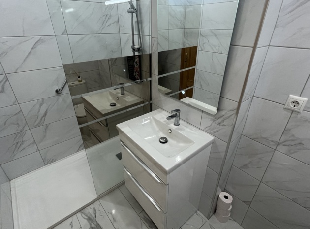 Resale - Apartment - Algorfa