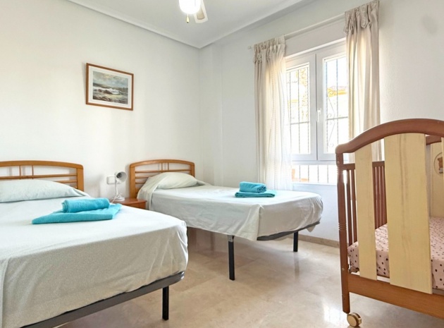 Återförsäljning - Lägenhet - Villamartin - las violetas