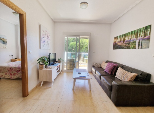Resale - Apartment - Guardamar del Segura