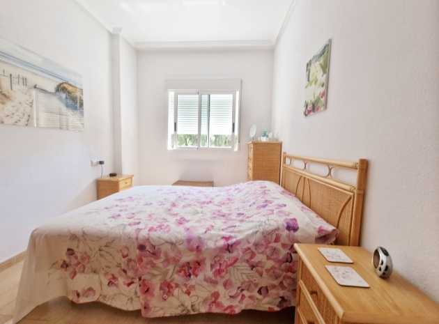 Resale - Apartment - Guardamar del Segura