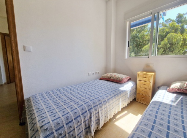 Resale - Apartment - Guardamar del Segura