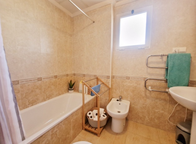 Resale - Apartment - Guardamar del Segura