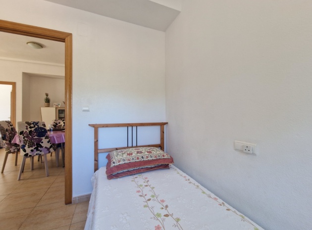 Resale - Apartment - Guardamar del Segura