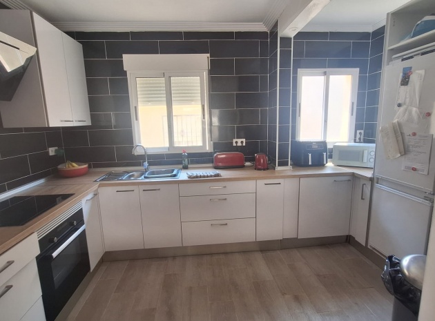 Återförsäljning - Villa - Guardamar del Segura - El Raso