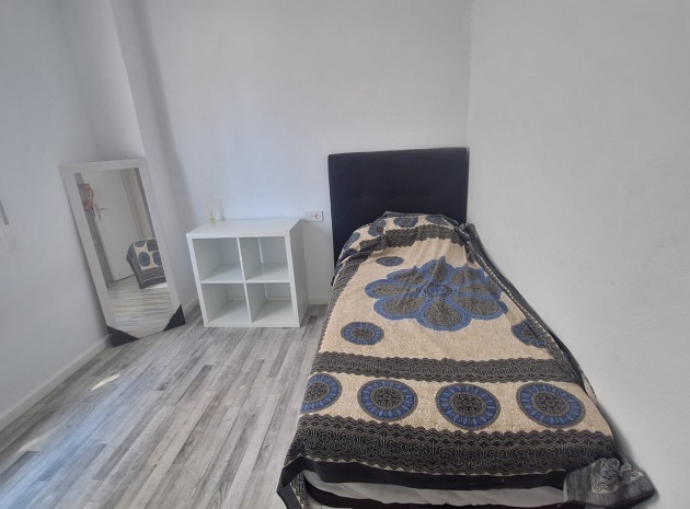 Återförsäljning - Villa - Guardamar del Segura - El Raso