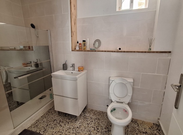 Återförsäljning - Villa - Guardamar del Segura - El Raso