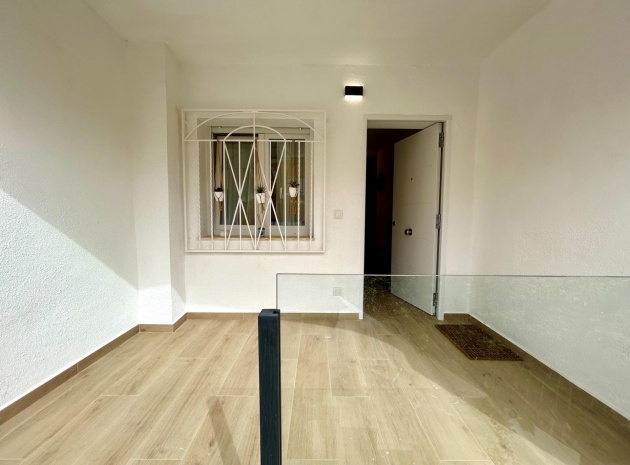 Wederverkoop - Appartement - Villamartin - blue hills