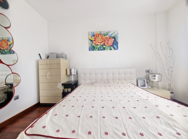 Wiederverkauf - Stadthaus - Guardamar del Segura