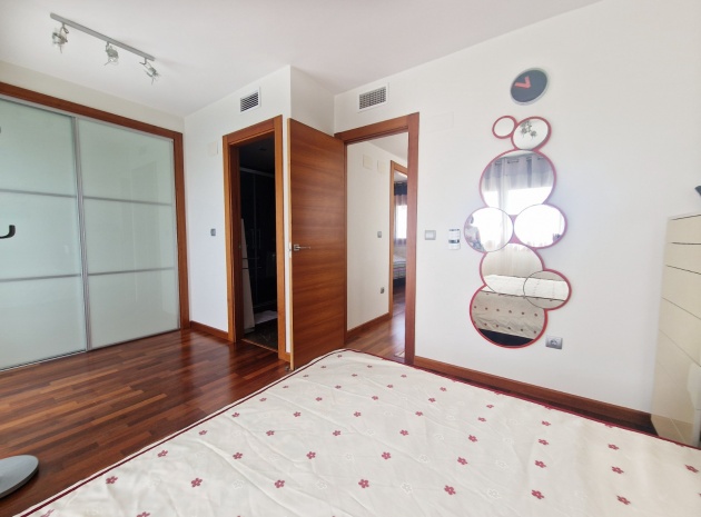 Wiederverkauf - Stadthaus - Guardamar del Segura