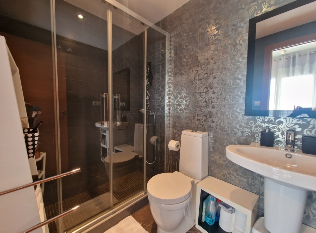 Wiederverkauf - Stadthaus - Guardamar del Segura