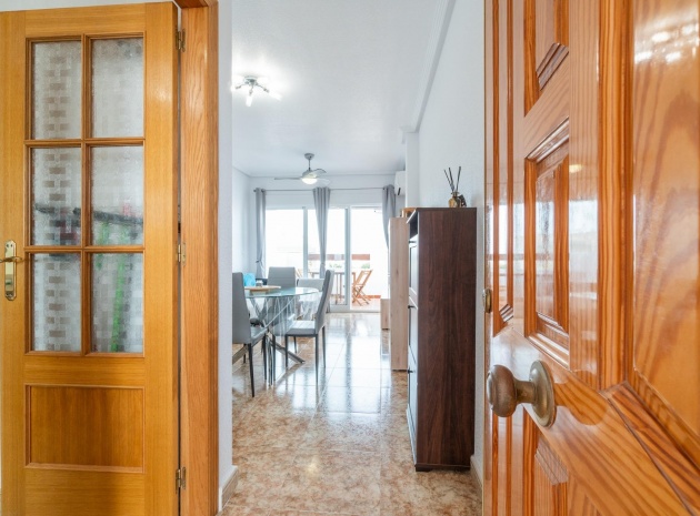 Återförsäljning - Lägenhet - Punta Prima - La Cinuelica