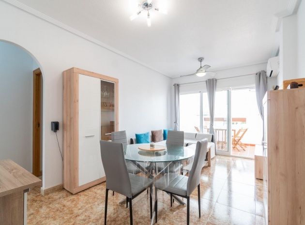 Återförsäljning - Lägenhet - Punta Prima - La Cinuelica