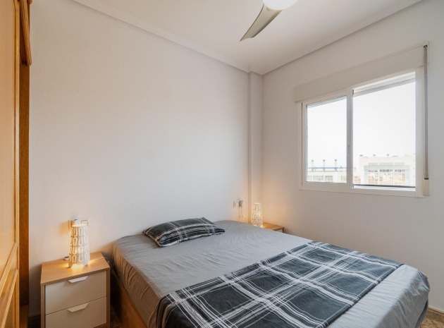 Återförsäljning - Lägenhet - Punta Prima - La Cinuelica