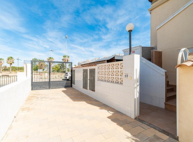 Återförsäljning - Bungalow - Punta Prima - la campana