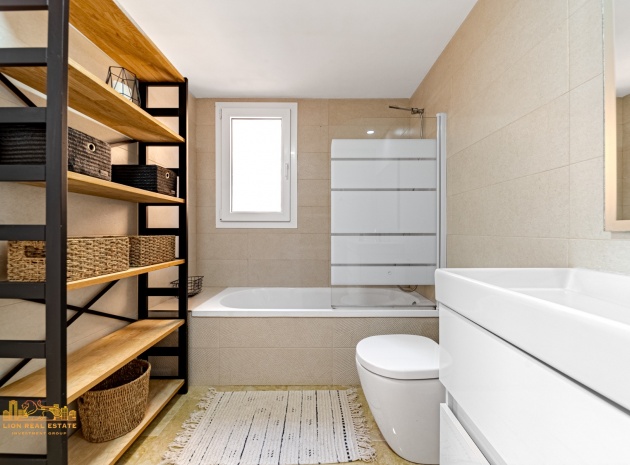 Återförsäljning - Lägenhet - Punta Prima - La Recoleta