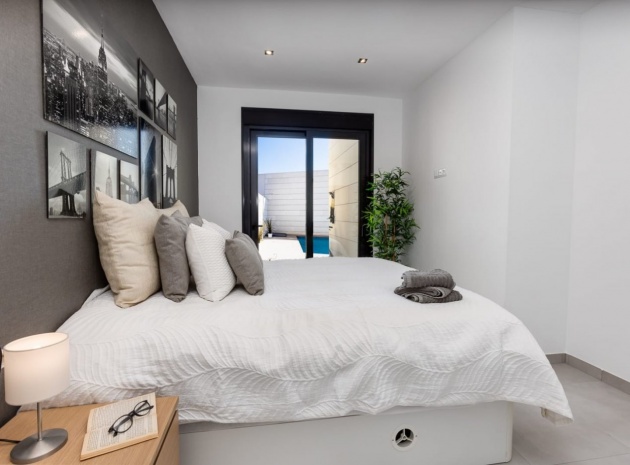 Neubau - Villa - Pilar de la Horadada