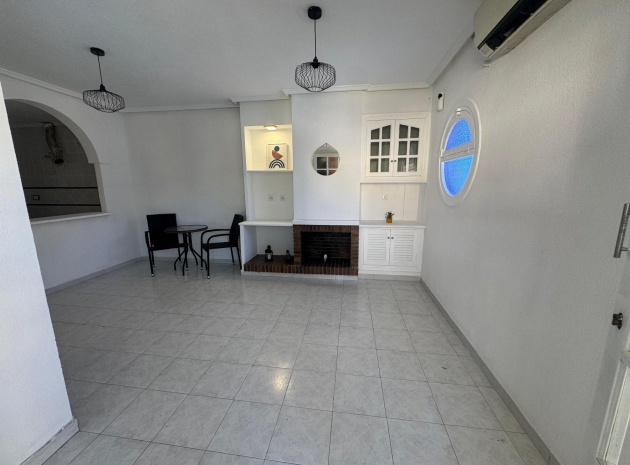 Wiederverkauf - Wohnung - Punta Prima - Las Barcas