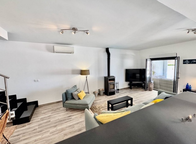 Resale - Villa - Punta Prima