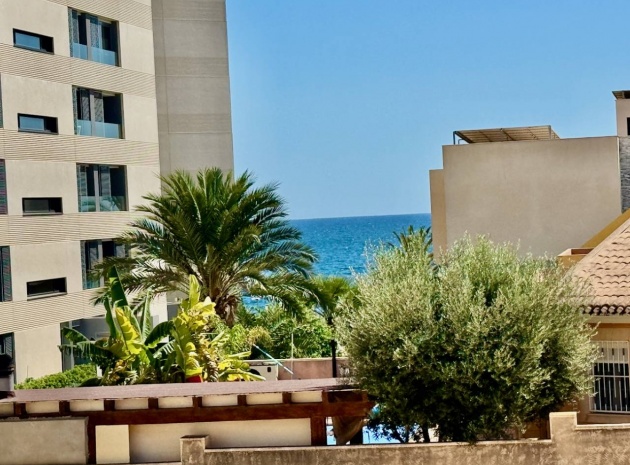 Resale - Villa - Punta Prima