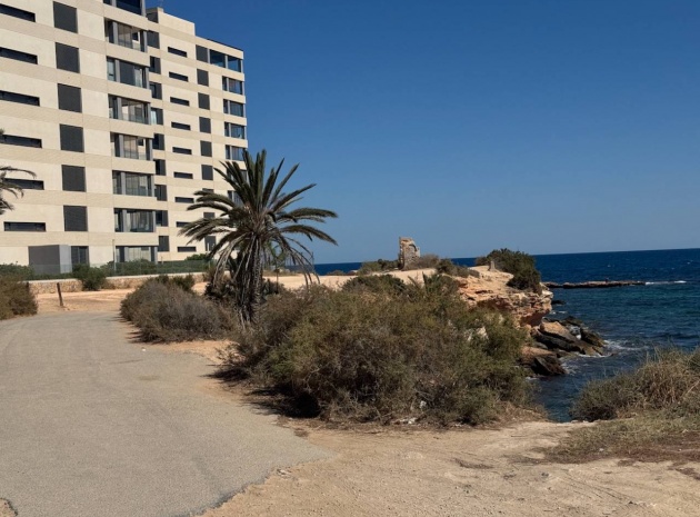 Resale - Villa - Punta Prima