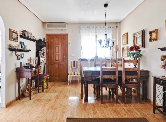 Resale - Apartment - Playa Flamenca - la concha