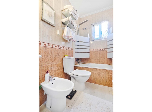 Resale - Apartment - Playa Flamenca - la concha